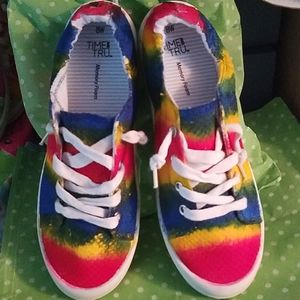 Custom tye dye sneakers